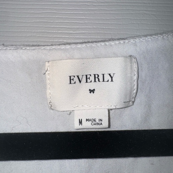 Everly White Eyelet Lace Blouse - Picture 2 of 3